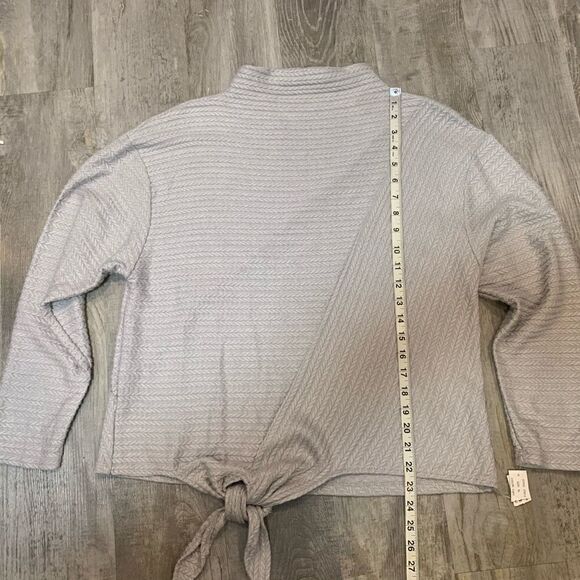 NWT zac & rachel boho top Sweater gray mock neck front tie size XL - Picture 11 of 11